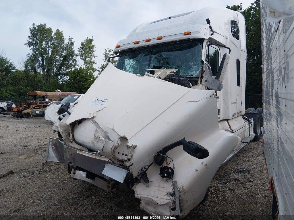 1FUYSSEB9WP971235 1998 FREIGHTLINER CONVENTIONAL photo no. 2