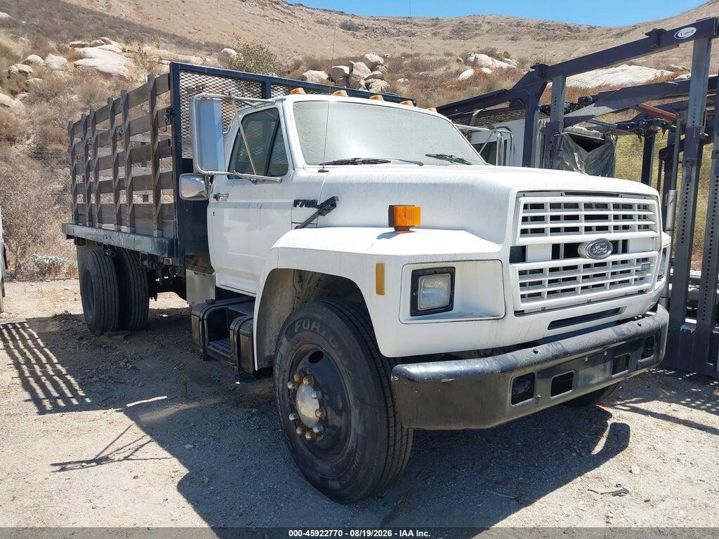 1989 FORD F700 1FDNK74P8KVA49044
