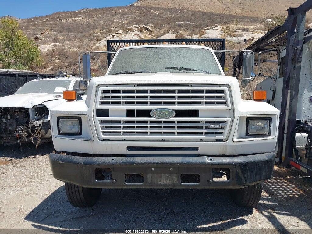 1FDNK74P8KVA49044 1989 FORD F700 photo no. 11