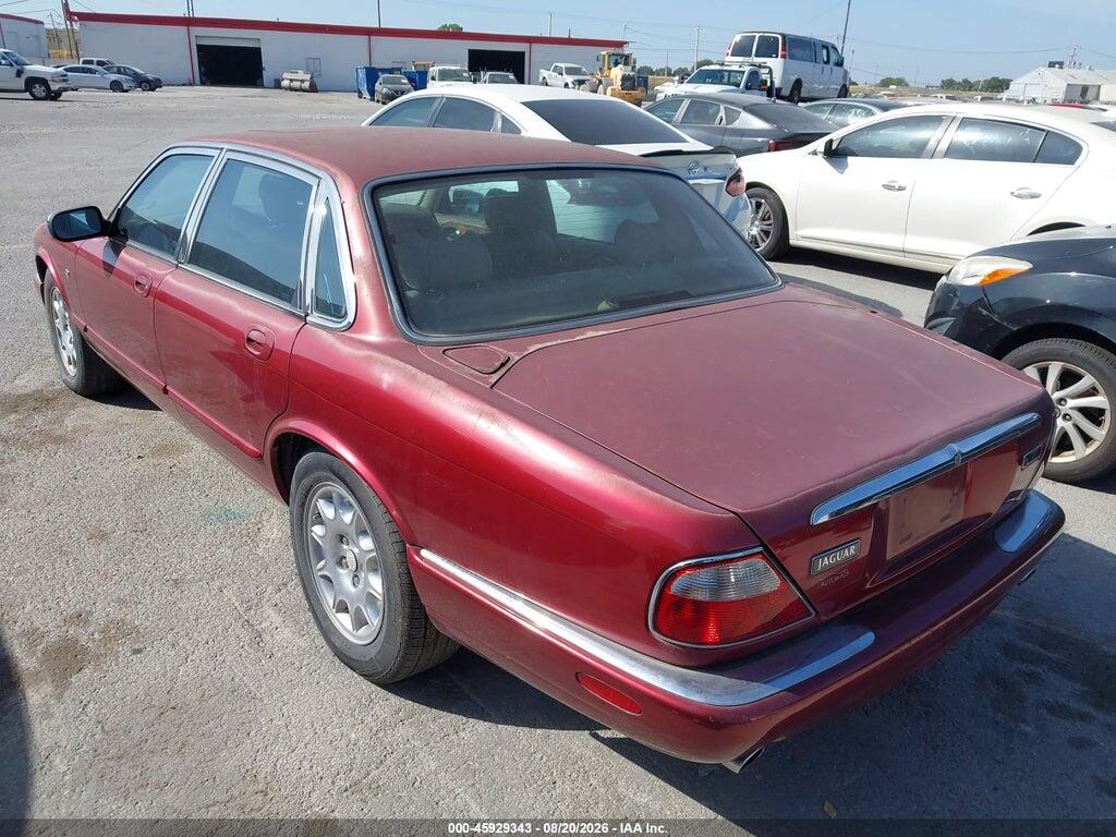 SAJHX1244WC820580 1998 JAGUAR XJ8 photo no. 3