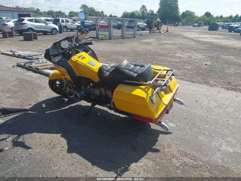1HFSC1419FA110885 1985 HONDA GL1200 photo no. 3