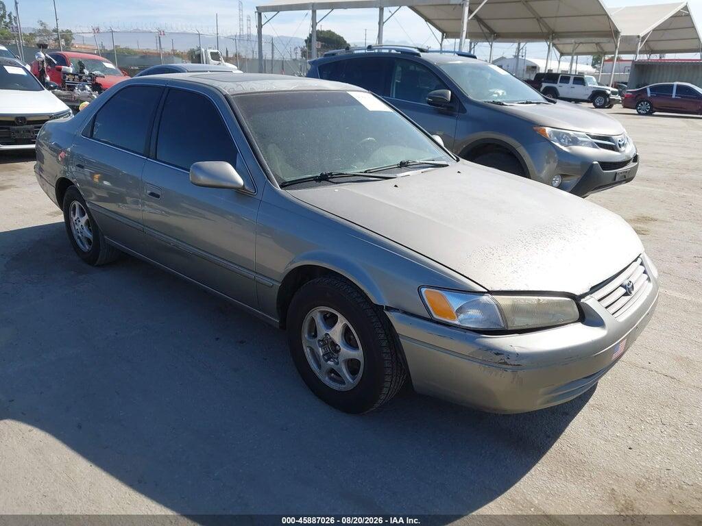 1998 TOYOTA CAMRY JT2BG22K8W0132861