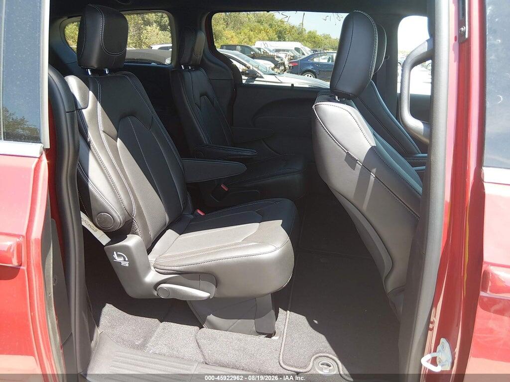 2C4RC1BG0VR583827 2027 CHRYSLER PACIFICA photo no. 8