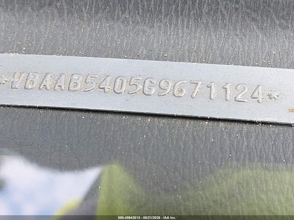 WBAAB5405G9671124 1986 BMW 325 photo no. 9