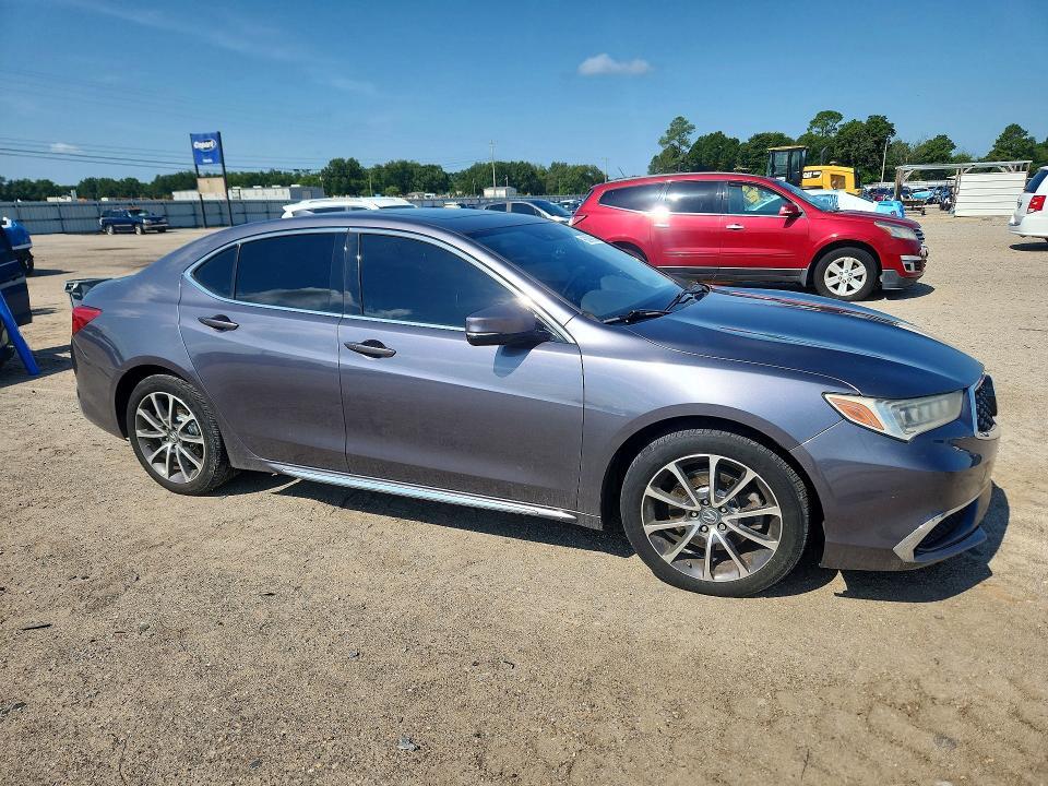 19UUB3F52JA002684 2018 ACURA TLX photo no. 4