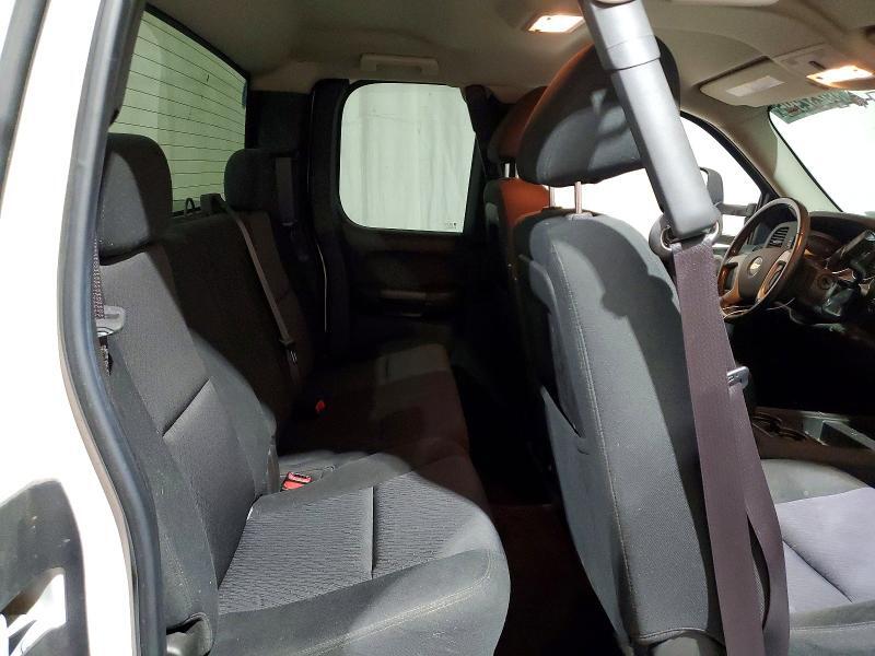 2010 CHEVROLET SILVERADO K2500 HEAVY DUTY LT — Фото 10 из 12