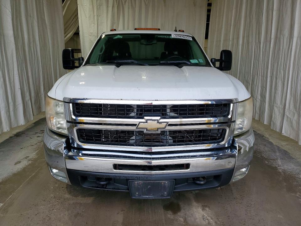 2010 CHEVROLET SILVERADO K2500 HEAVY DUTY LT — Фото 5 из 12