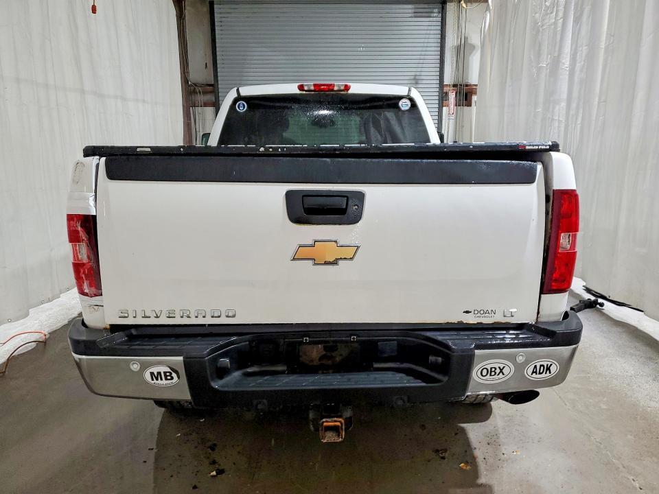 2010 CHEVROLET SILVERADO K2500 HEAVY DUTY LT — Фото 6 из 12