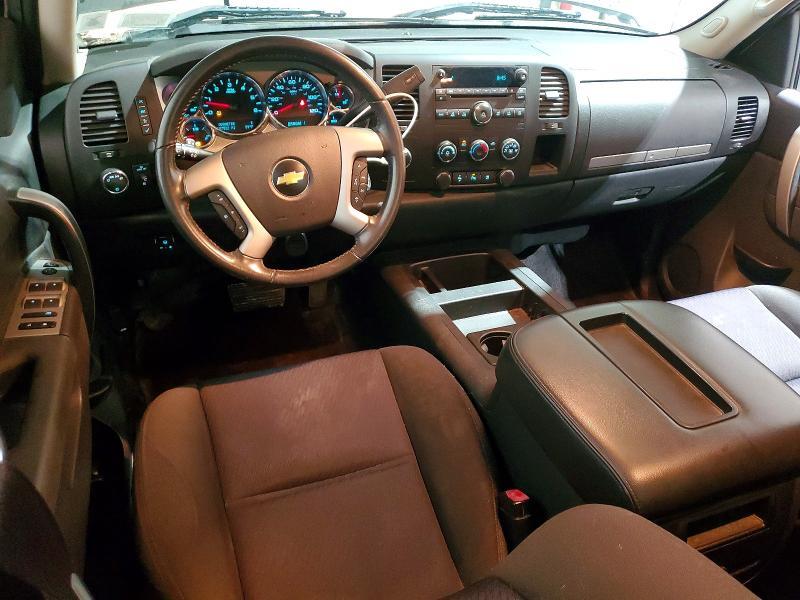 2010 CHEVROLET SILVERADO K2500 HEAVY DUTY LT — Фото 8 из 12