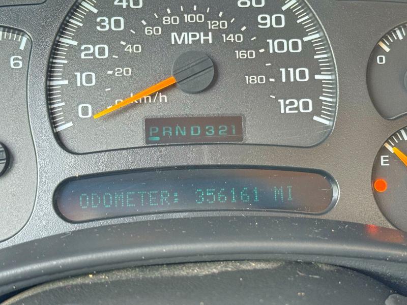2005 CHEVROLET SILVERADO C1500 — Фото 8 из 10
