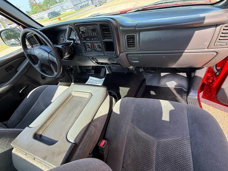 2005 CHEVROLET SILVERADO C1500 — Фото 9 из 10