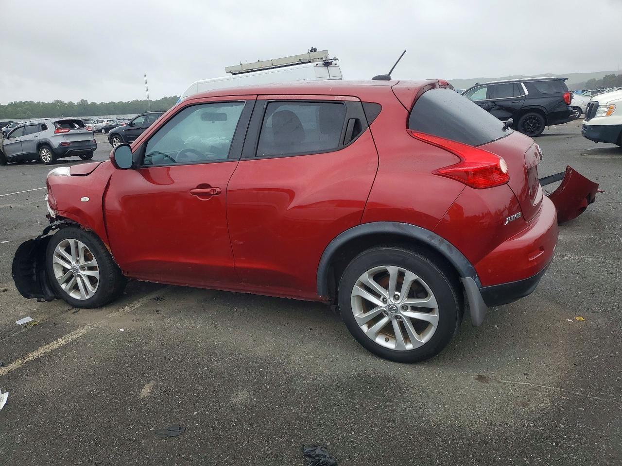 2012 NISSAN JUKE S — Фото 2 из 12