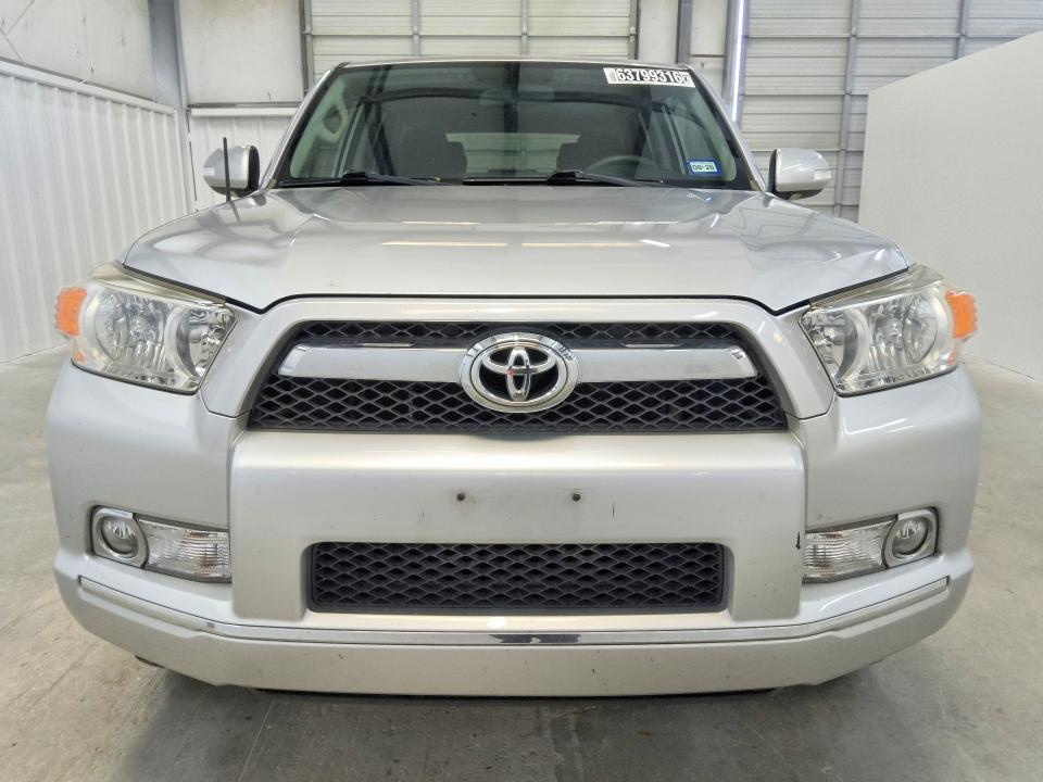 2012 TOYOTA 4RUNNER SR5 — Фото 5 из 14