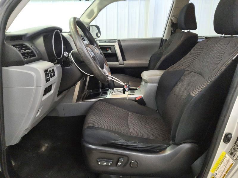 2012 TOYOTA 4RUNNER SR5 — Фото 7 из 14