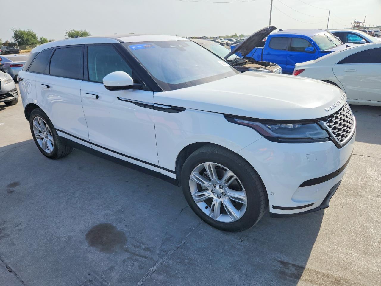 SALYJ2EX4MA316267 2021 LAND ROVER RANGE ROVER VELAR photo no. 4