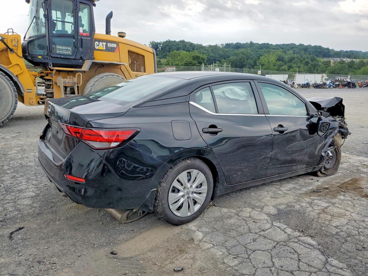 2024 NISSAN SENTRA S — Фото 3 из 12