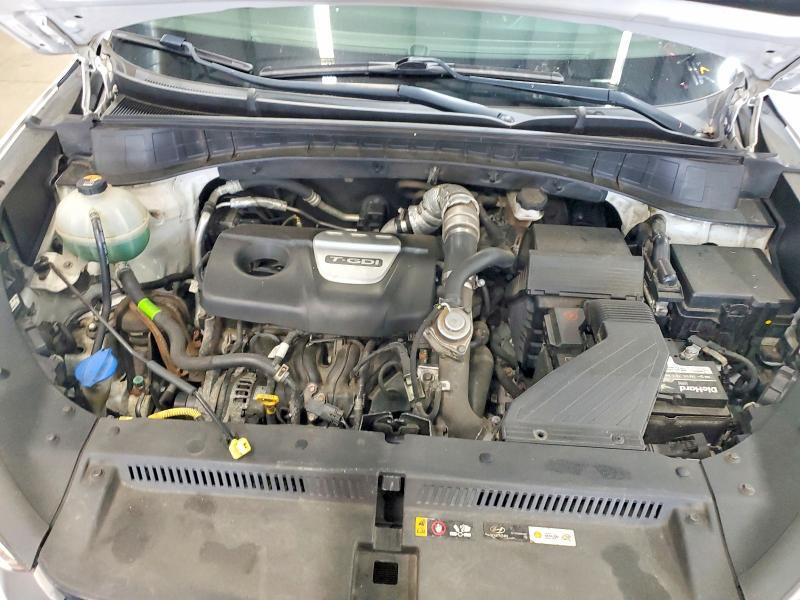 KM8J3CA23JU631571 2018 HYUNDAI TUCSON photo no. 12