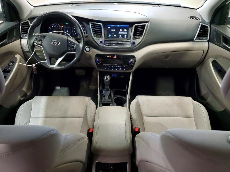 KM8J3CA23JU631571 2018 HYUNDAI TUCSON photo no. 8