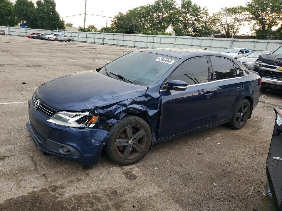 2012 VOLKSWAGEN JETTA 3VWLL7AJ1CM369498
