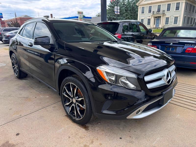 2015 MERCEDES-BENZ GLA WDCTG4GB9FJ110811