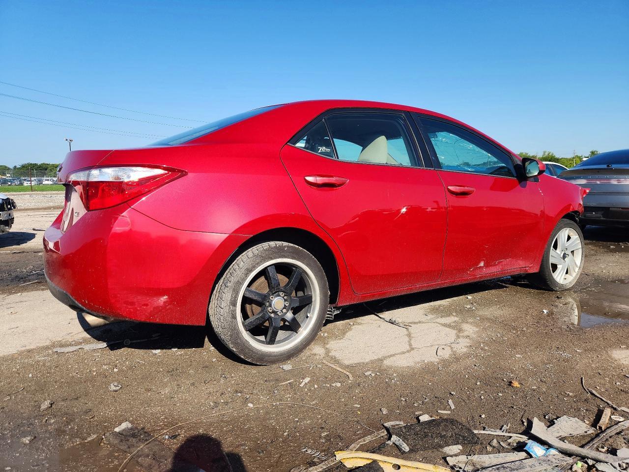 2015 TOYOTA COROLLA LE — Фото 3 из 12