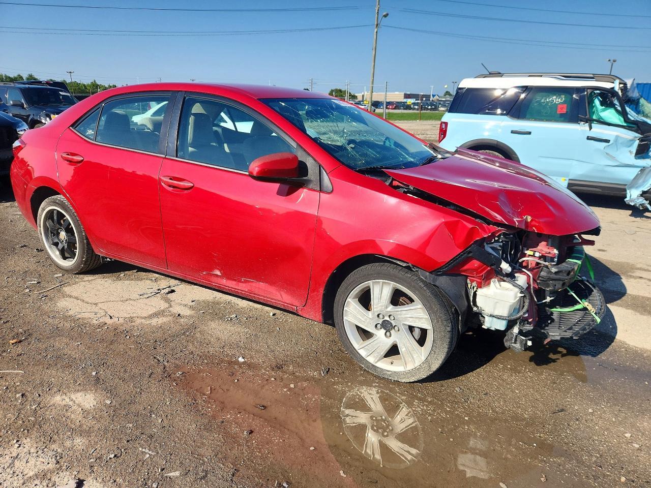 2015 TOYOTA COROLLA LE — Фото 4 из 12