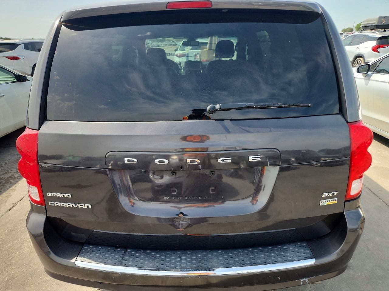 2C4RDGCG2KR755575 2019 DODGE GRAND CARAVAN photo no. 6