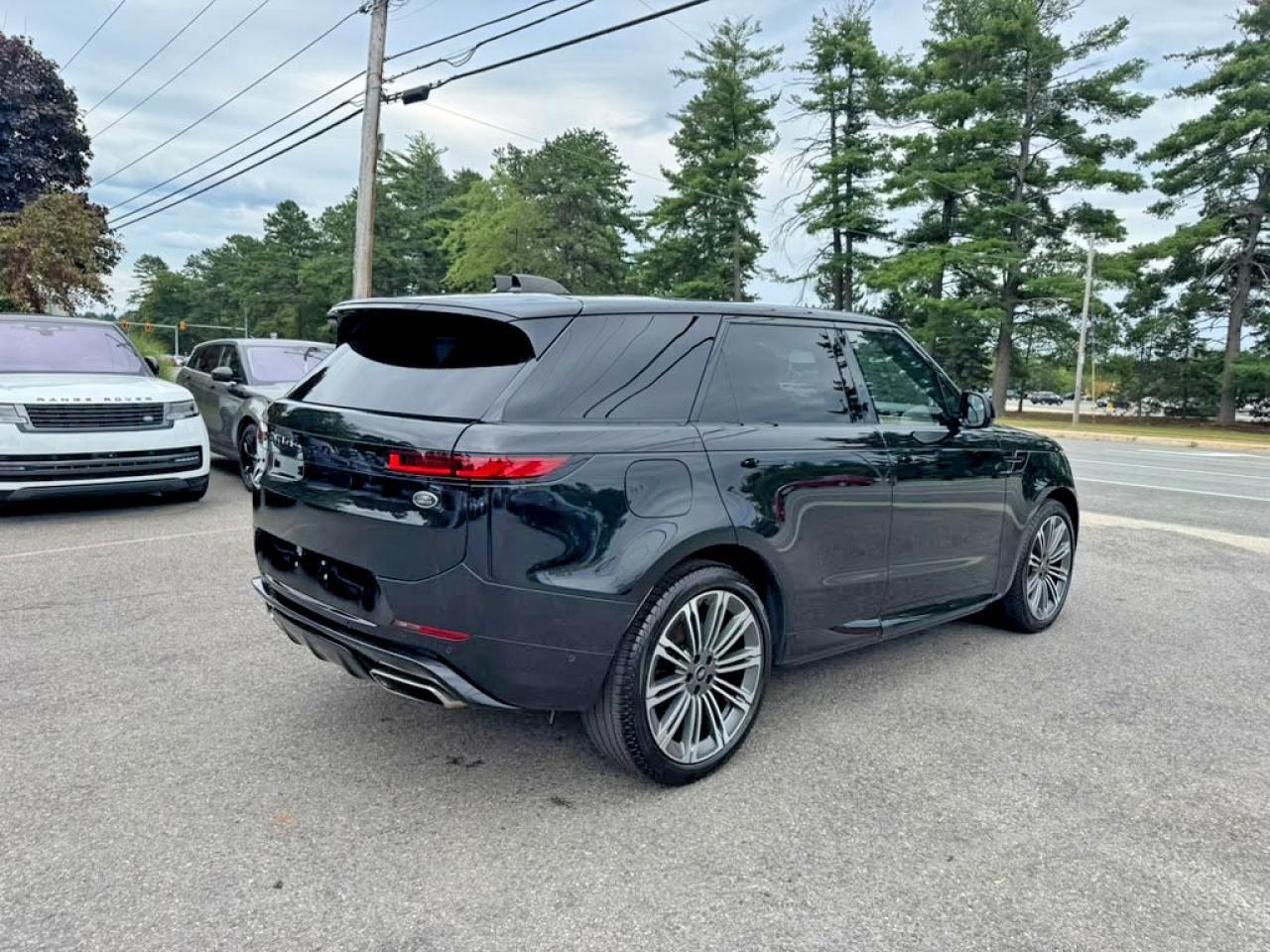 2023 LAND ROVER RANGE ROVER SPORT DYNAMIC SE — Фото 2 из 10