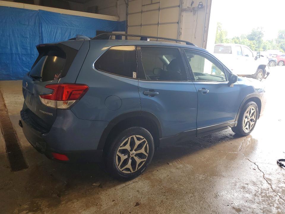 2019 SUBARU FORESTER PREMIUM — Фото 3 из 13