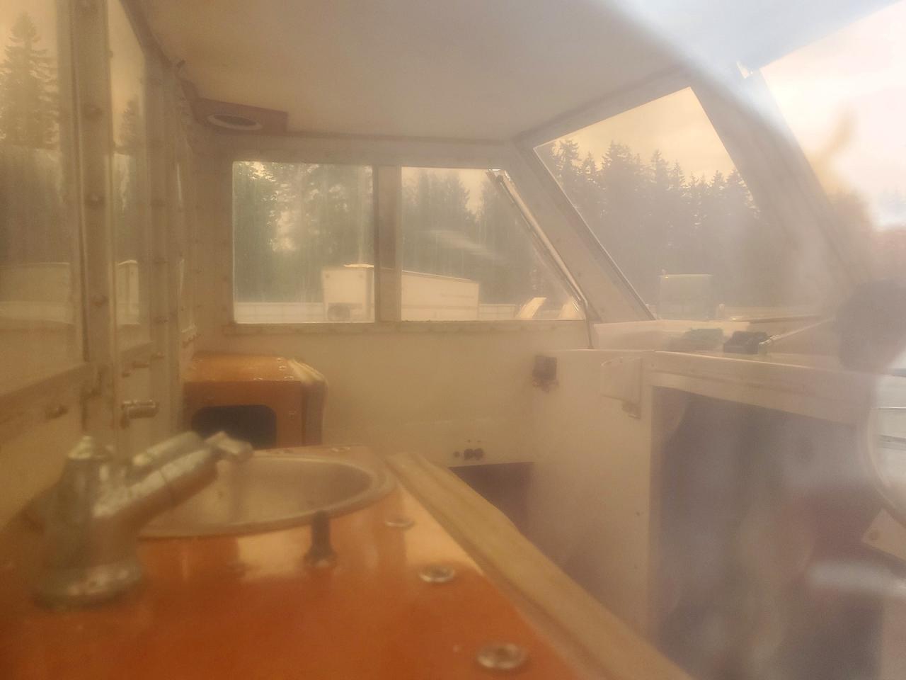 FLZEH516J515 2015 CHINOOK CUSTOM BOAT photo no. 8