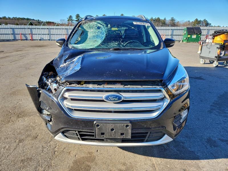 1FMCU9J96KUC40275 2019 FORD ESCAPE photo no. 5