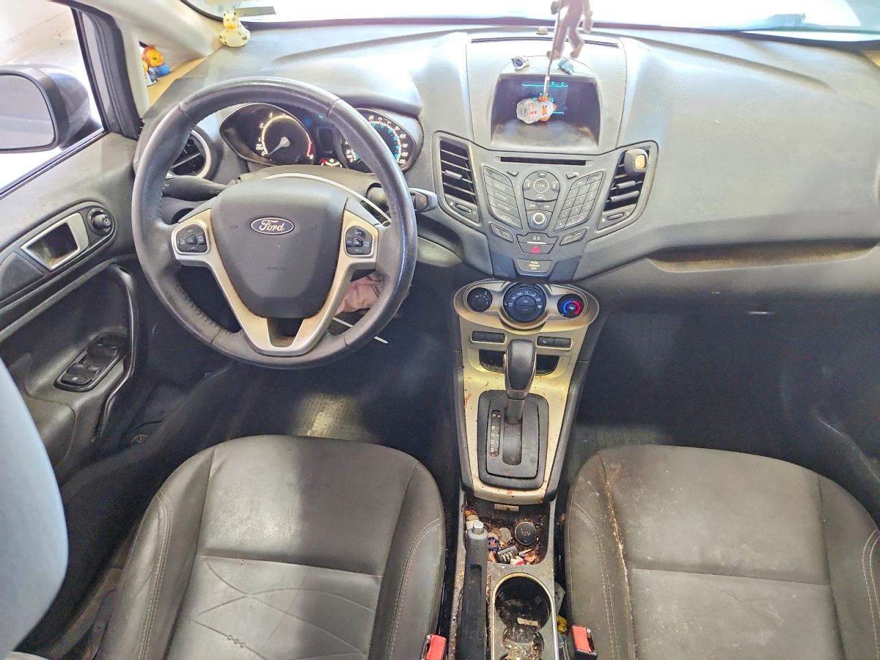 2016 FORD FIESTA SE — Фото 8 из 12