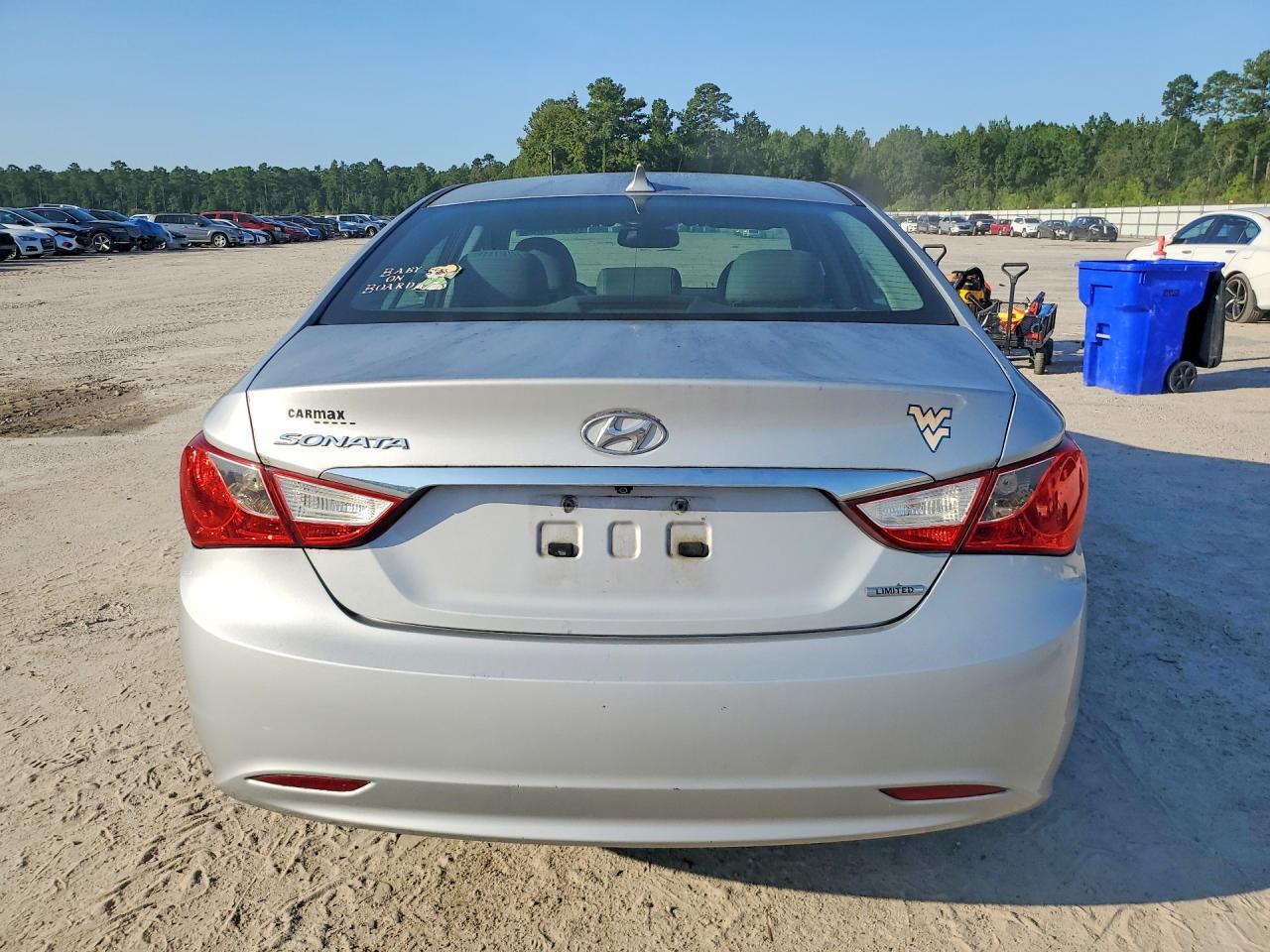 5NPEC4AC9BH115716 2011 HYUNDAI SONATA photo no. 6
