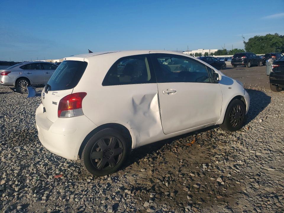 JTDJT4K33B5336337 2011 TOYOTA YARIS photo no. 3