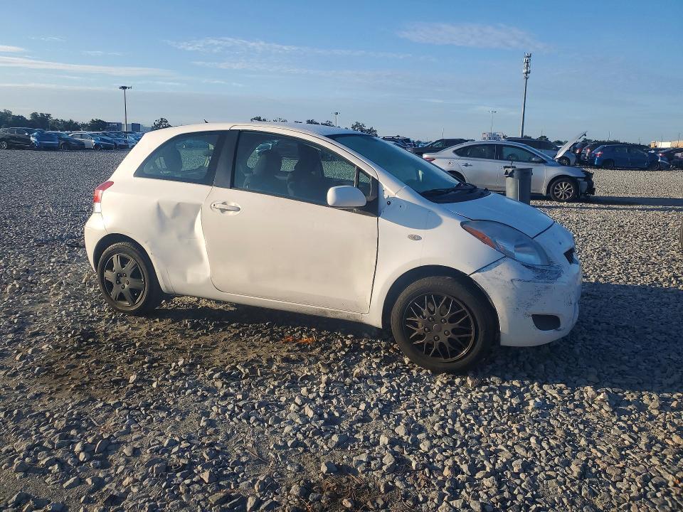 JTDJT4K33B5336337 2011 TOYOTA YARIS photo no. 4