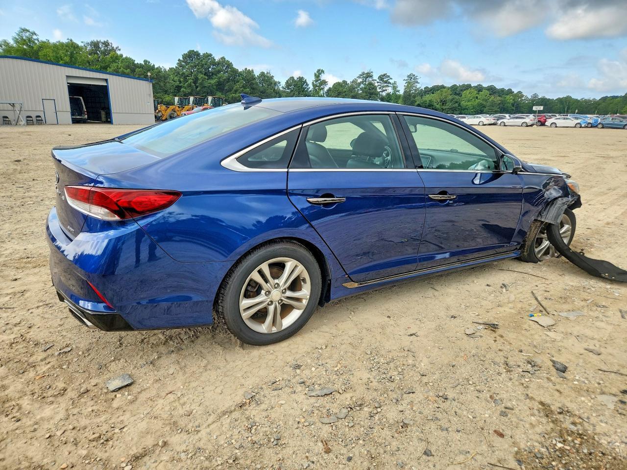 2019 HYUNDAI SONATA SPORT — Фото 3 из 12