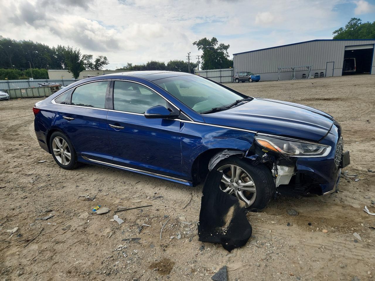 2019 HYUNDAI SONATA SPORT — Фото 4 из 12