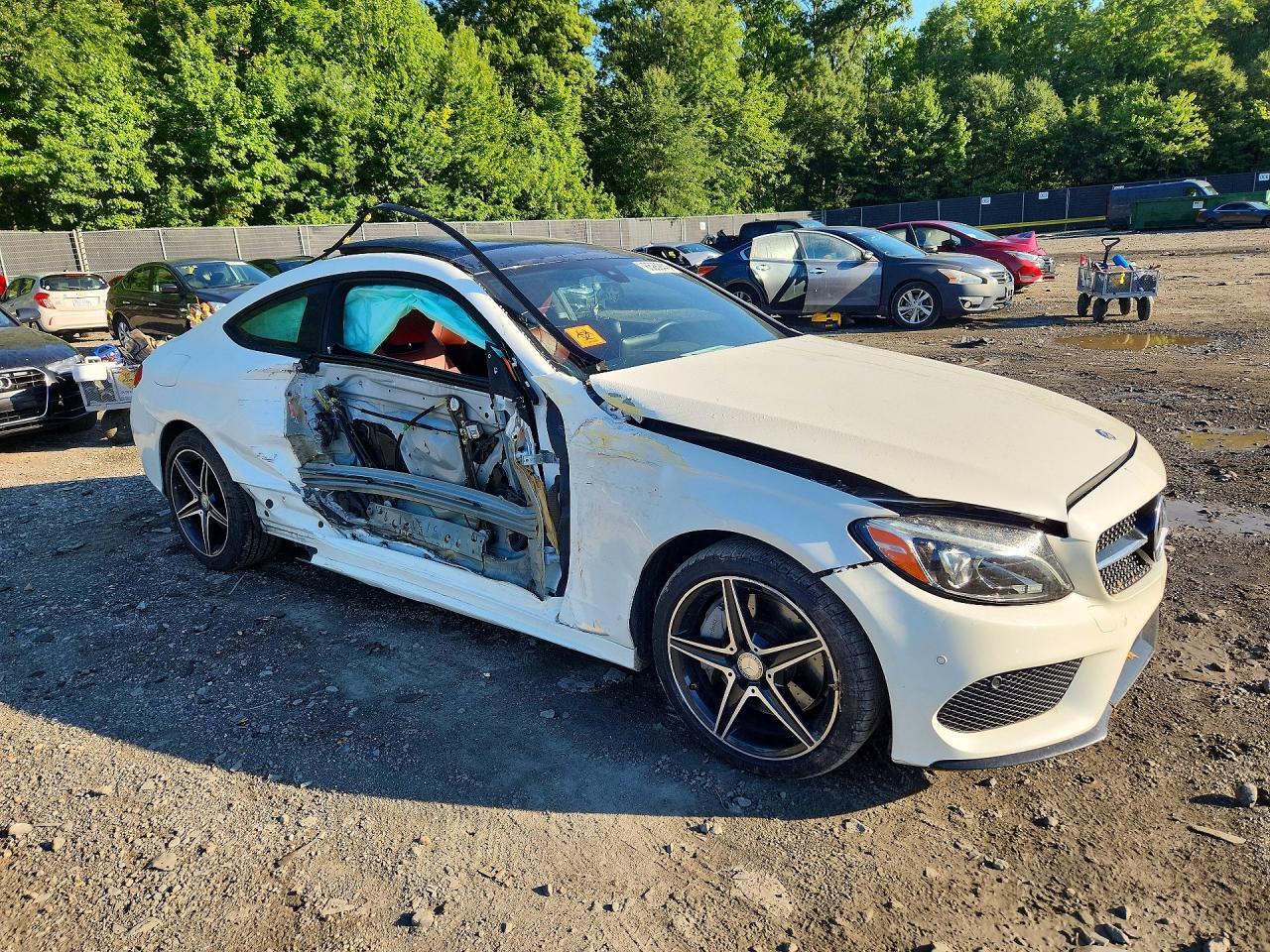 2017 MERCEDES-BENZ C 300 4MATIC — Фото 4 из 12