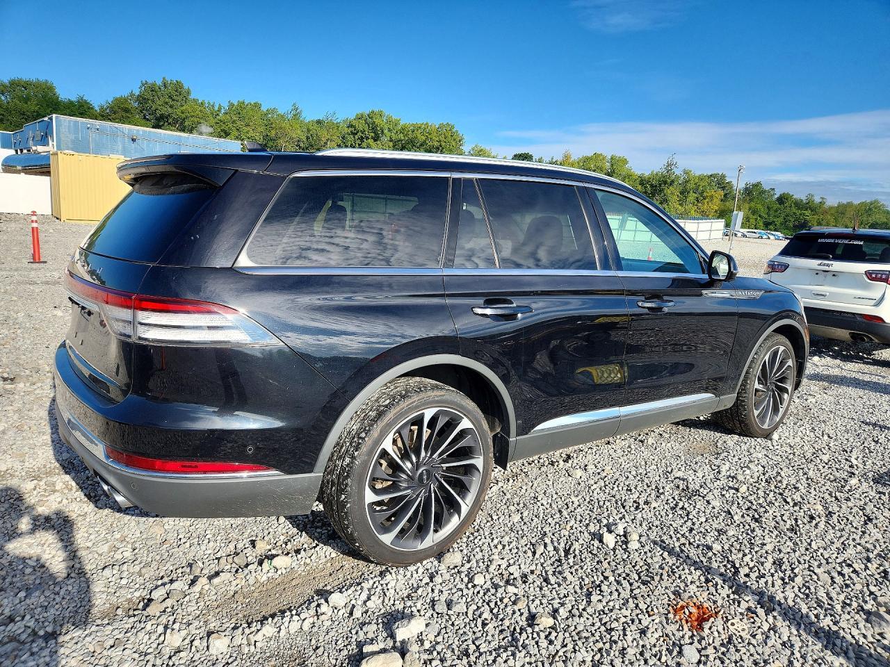 2020 LINCOLN AVIATOR RESERVE — Фото 3 из 13