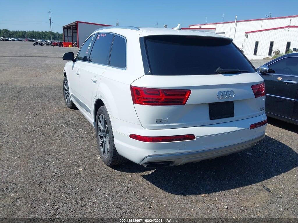 WA1AAAF7XJD005061 2018 AUDI Q7 photo no. 3