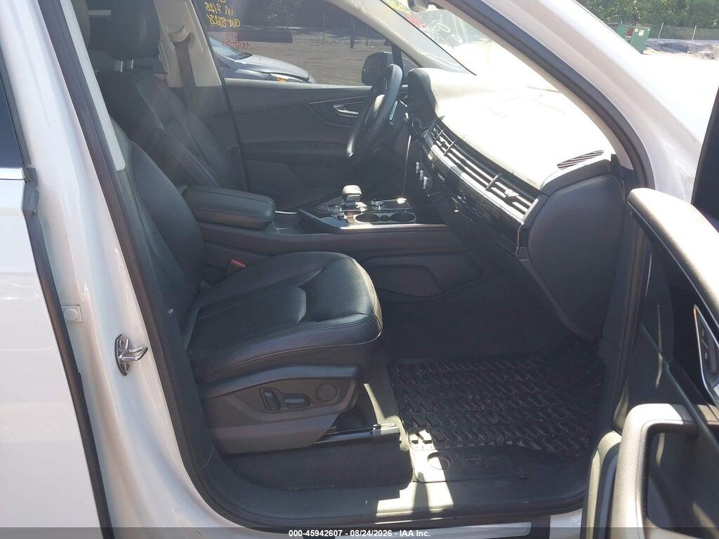 WA1AAAF7XJD005061 2018 AUDI Q7 photo no. 5