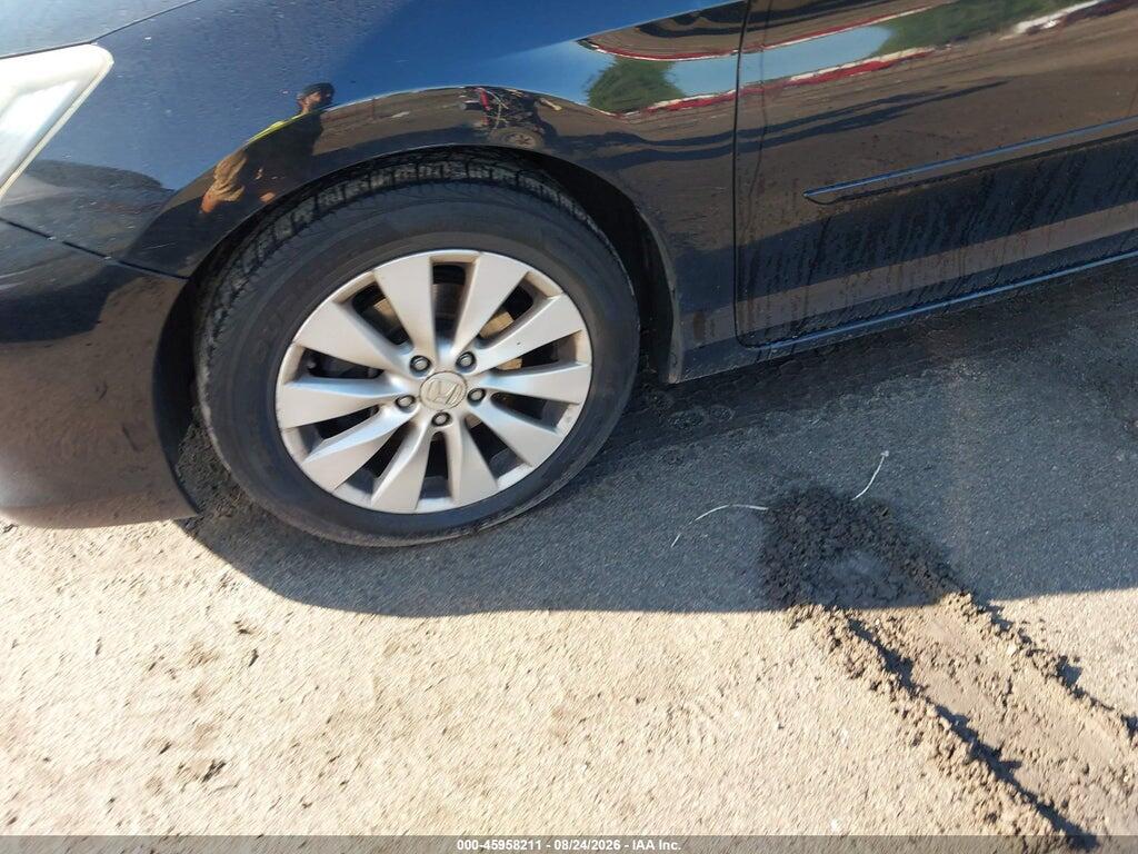 1HGCR2F78DA080748 2013 HONDA ACCORD photo no. 6
