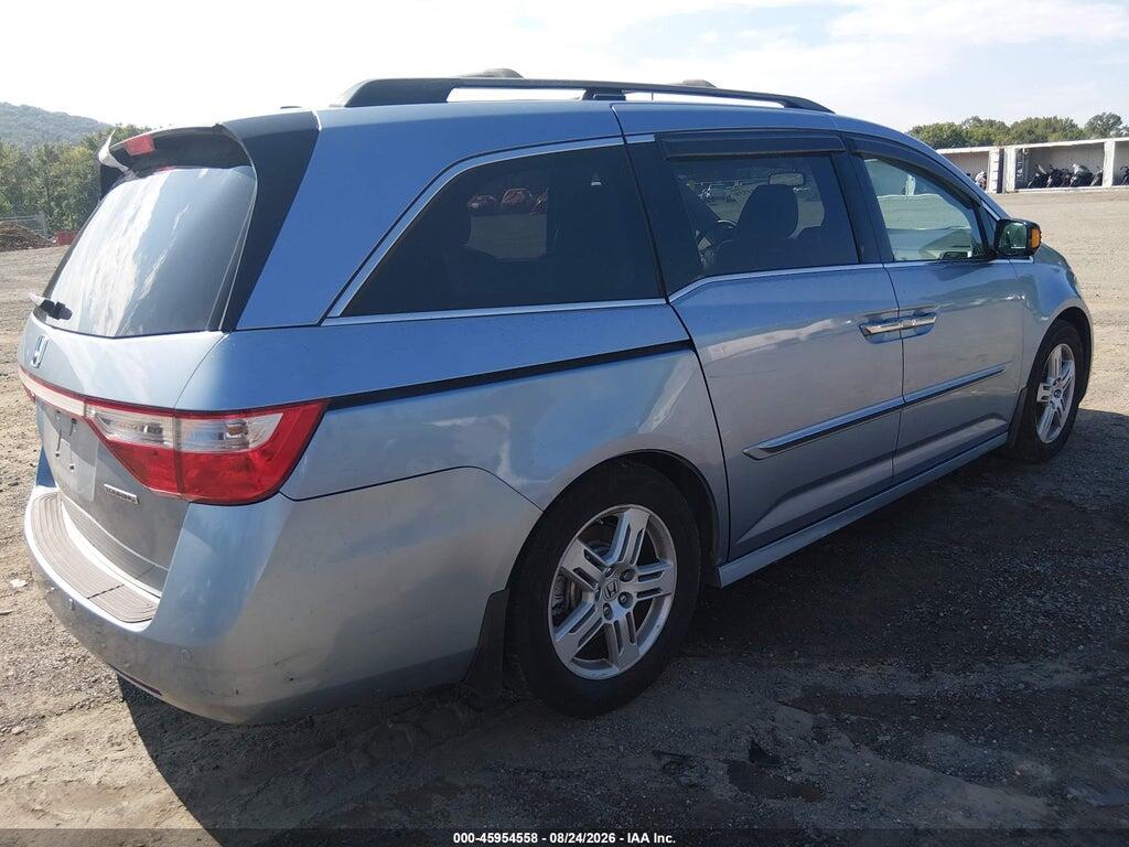 5FNRL5H92DB037735 2013 HONDA ODYSSEY photo no. 4