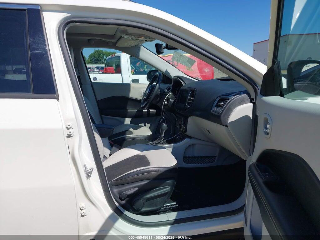 3C4NJCBB0JT487580 2018 JEEP COMPASS photo no. 5