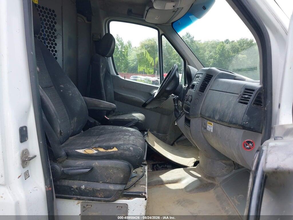 WD3PE7DD3GP283768 2016 MERCEDES-BENZ SPRINTER 2500 photo no. 5