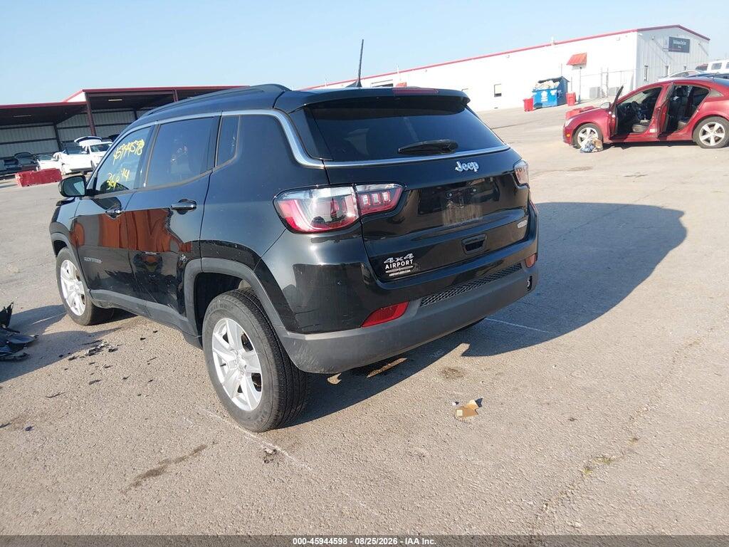 3C4NJDBB2NT123432 2022 JEEP COMPASS photo no. 3