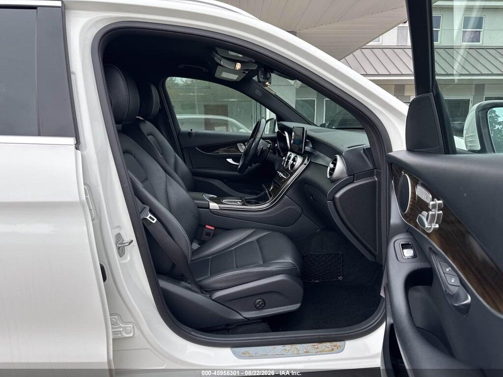 W1N0G8EB2LF780517 2020 MERCEDES-BENZ GLC 300 photo no. 5