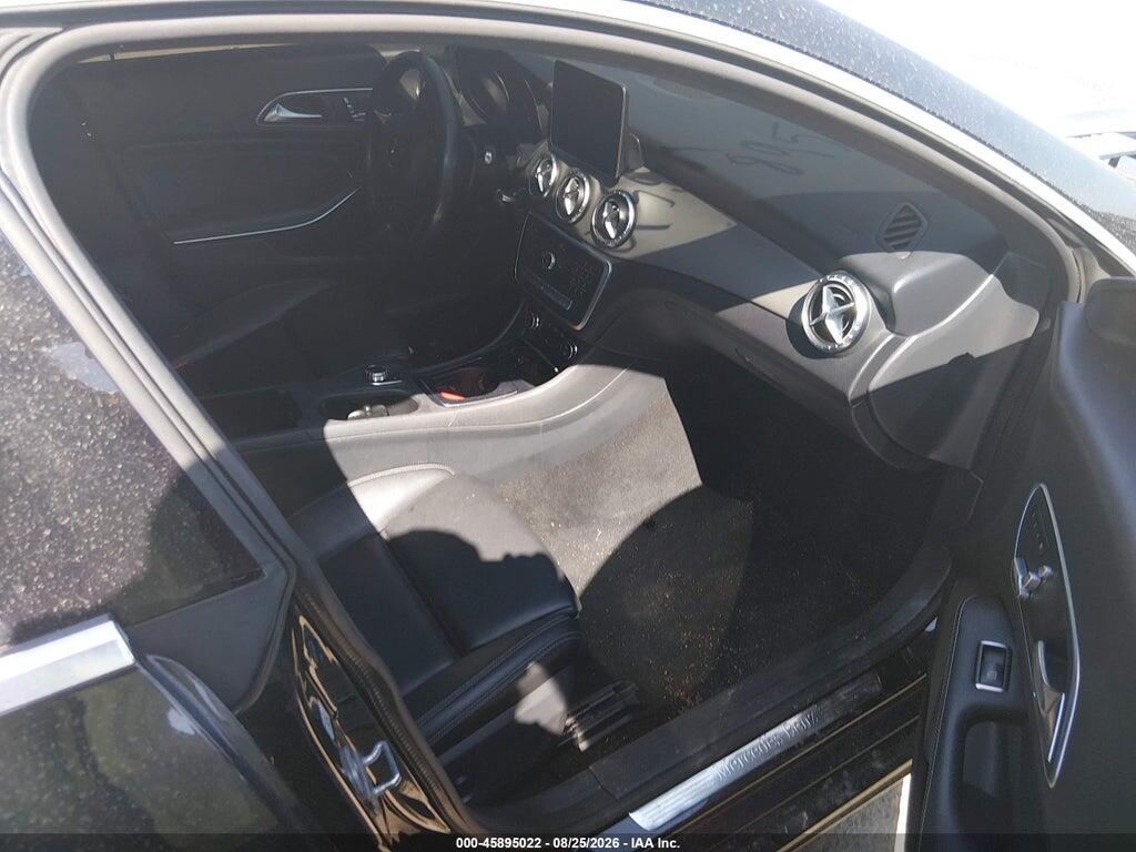 WDDSJ4GBXKN750022 2019 MERCEDES-BENZ CLA 250 photo no. 5