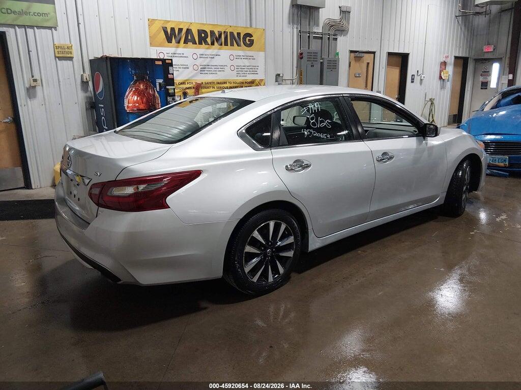 1N4AL3AP1JC205129 2018 NISSAN ALTIMA photo no. 4
