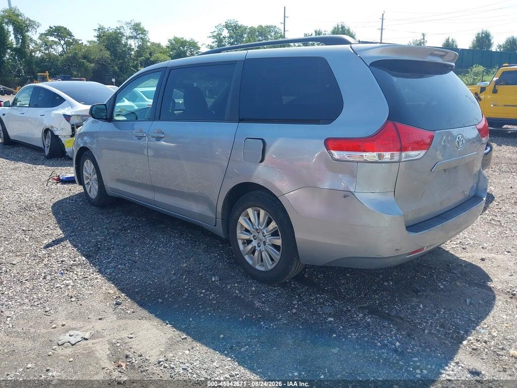 5TDJK3DC4ES081559 2014 TOYOTA SIENNA photo no. 3